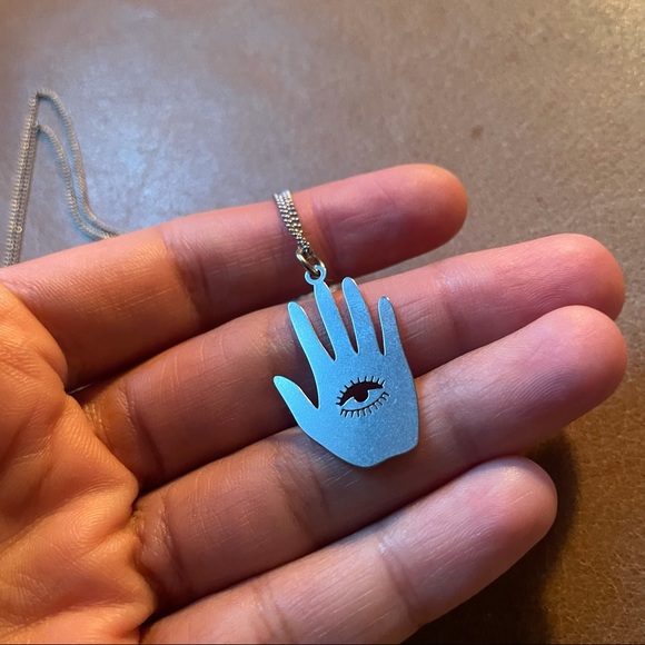 Hamsa charm necklace - Picture 1 of 8